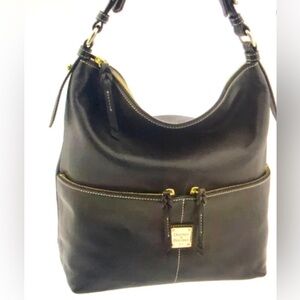 Dooney & Bourke Large Dillen Black pebbled leather Hobo
Shoulder Bag